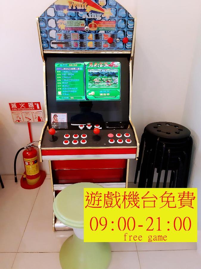 充電樁 羅東木村電梯民宿luodong Tree Bnb 雲朵朵二館 近週三清溝 免費洗衣機 烘衣機 星巴克咖啡豆 國旅卡特約店 Экстерьер фото